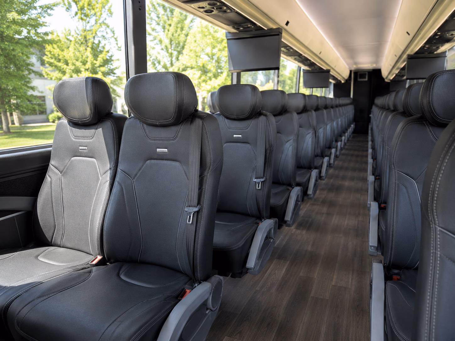 charter buses for hamilton youth group retreats and camp trips