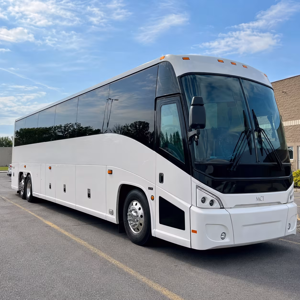 conference shuttle buses to spooky nook sports champion mill