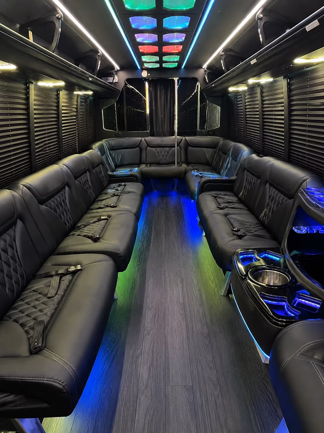 hamilton 20 passenger party bus interior