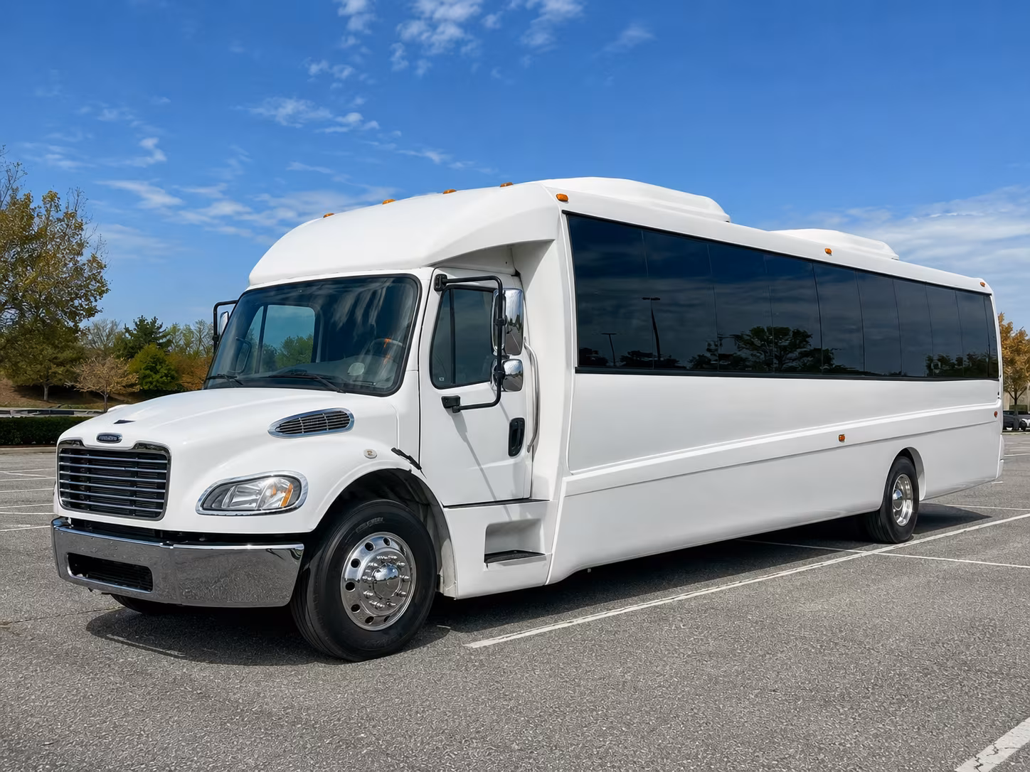 hamilton 30 passenger party bus
