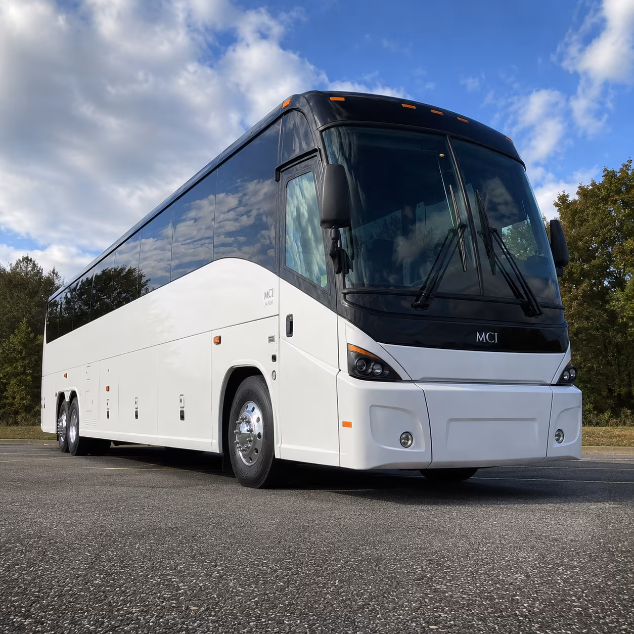 hamilton to cincinnati and dayton regional employee shuttle buses