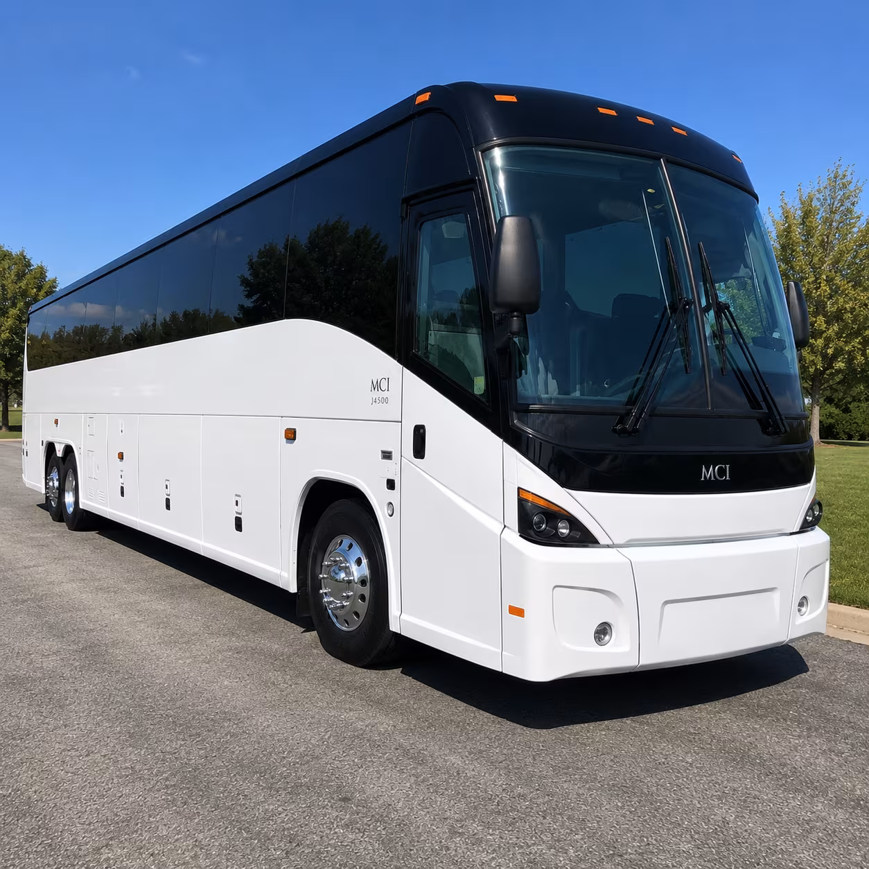 hotel to airport shuttle buses for hamilton area groups