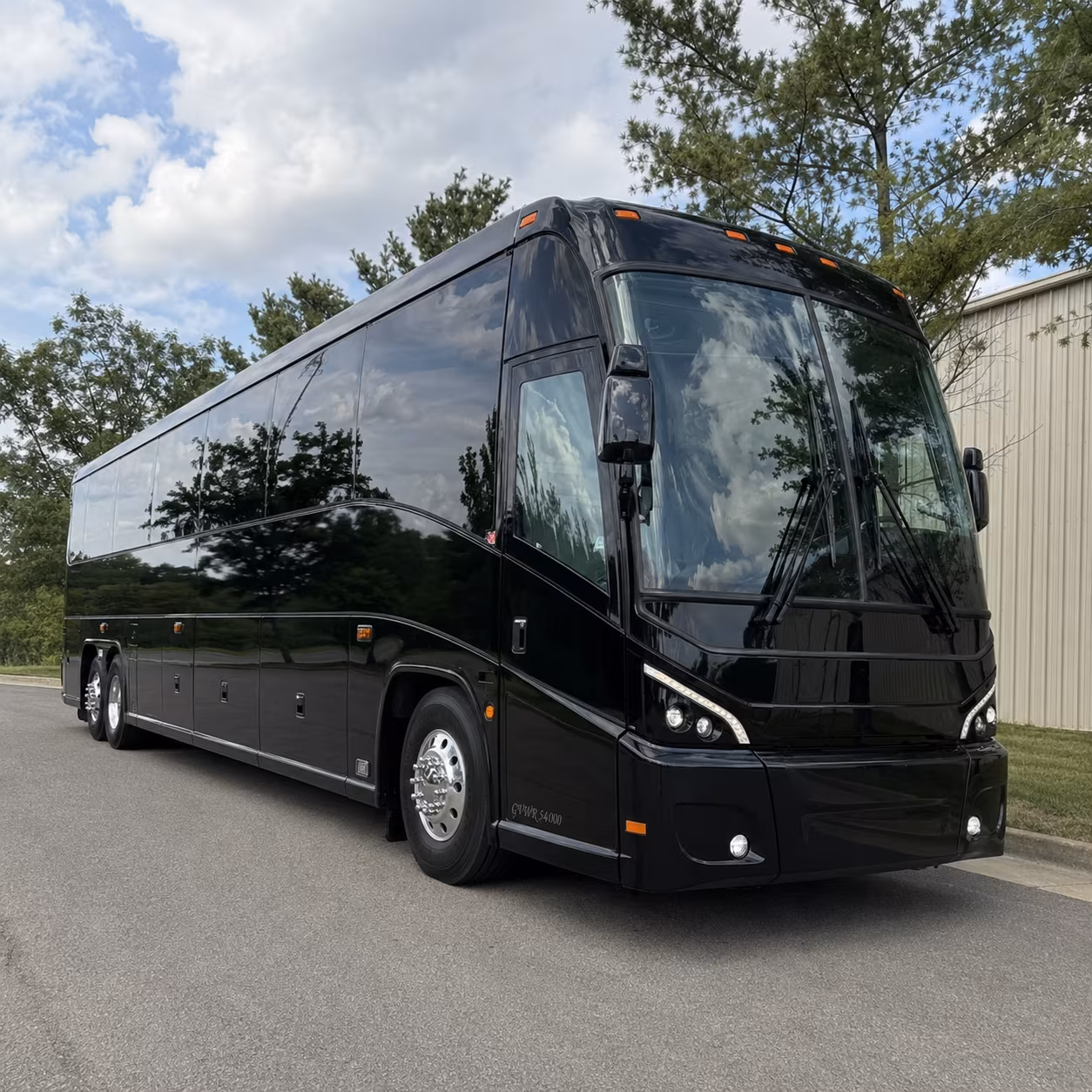 overnight charter bus trips from hamilton to nashville and chicago
