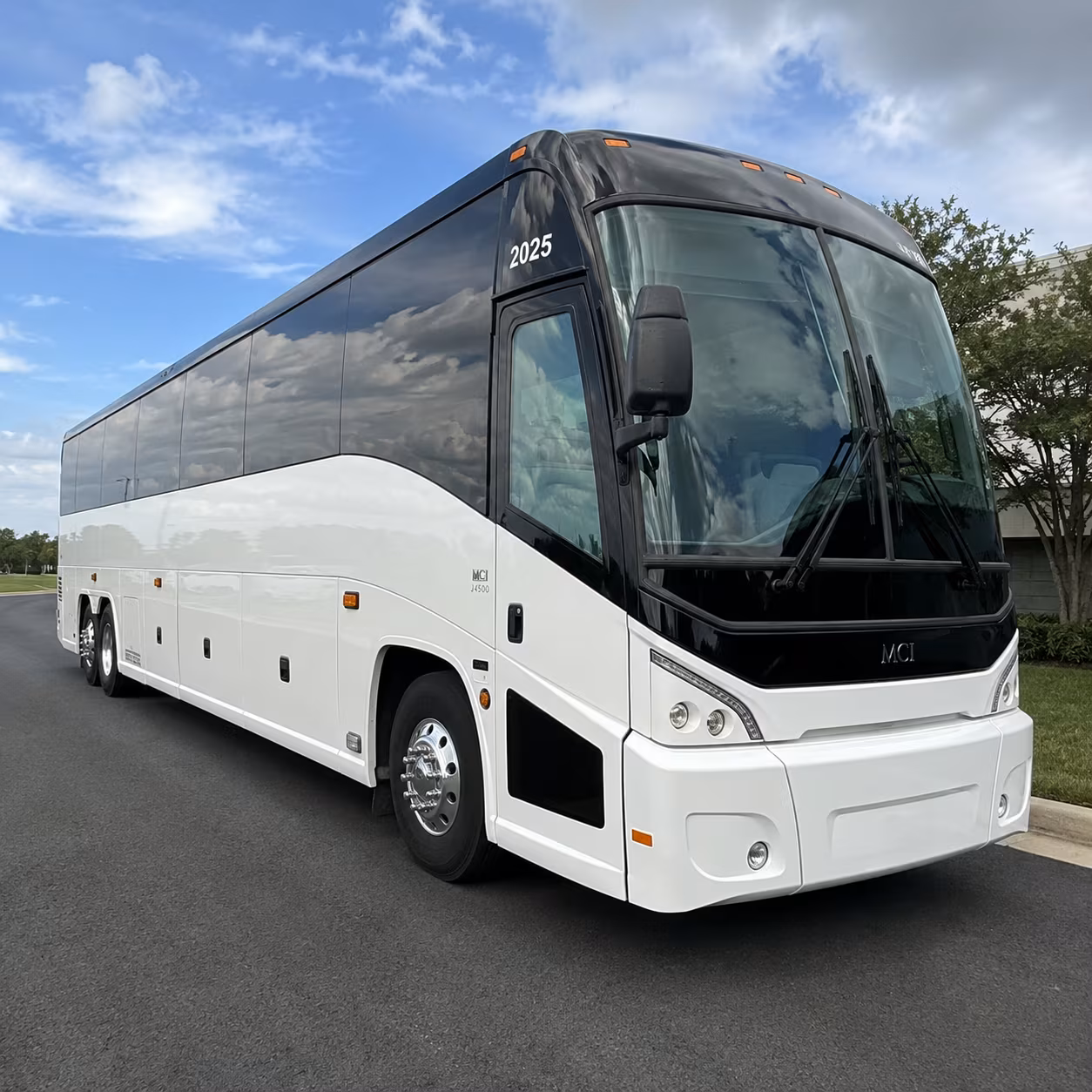 pyramid hill event buses for holiday lights and sculpture park outings