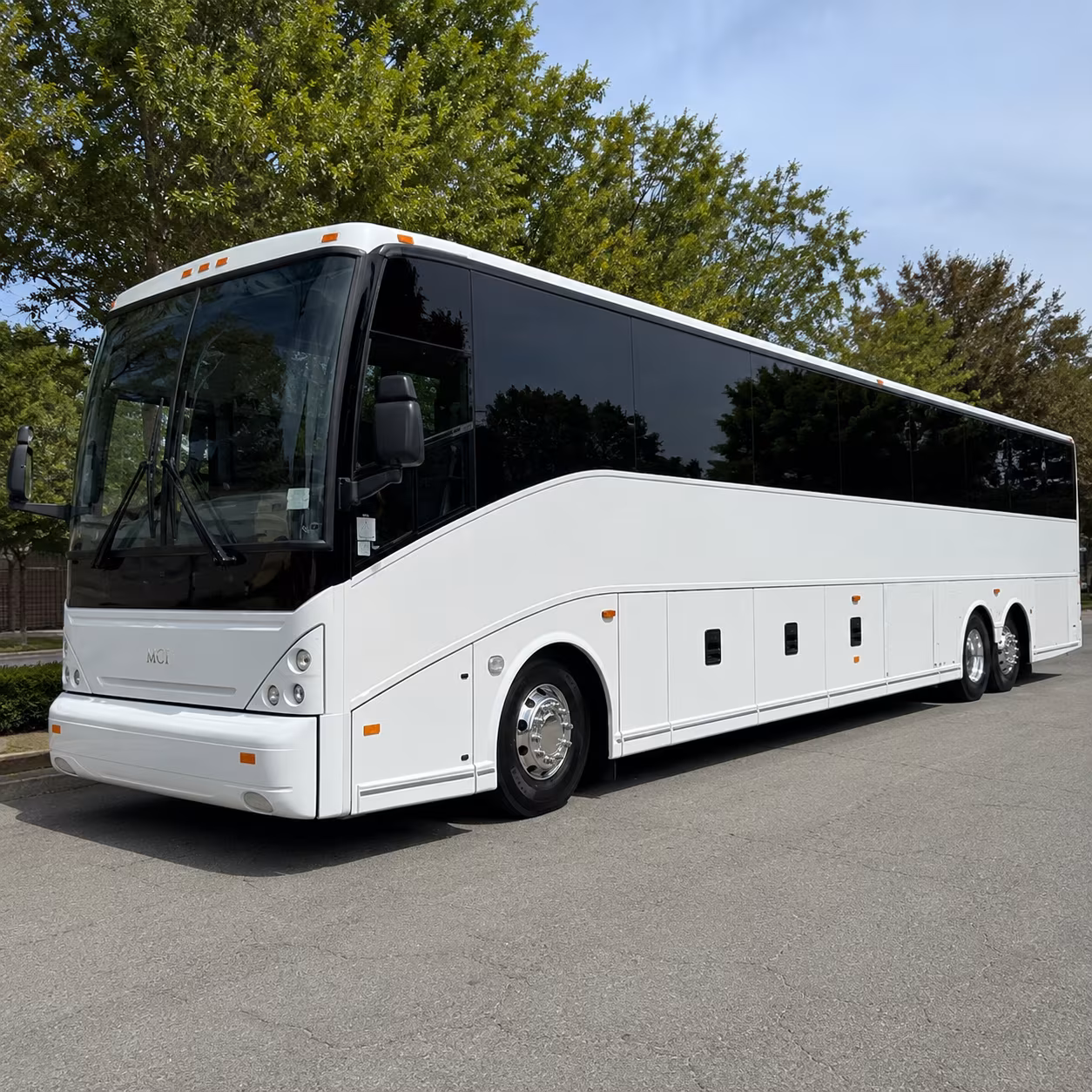 shuttle buses to dayton international airport day